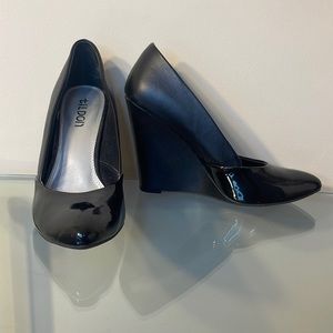 Tildon black pleather and leather wedge